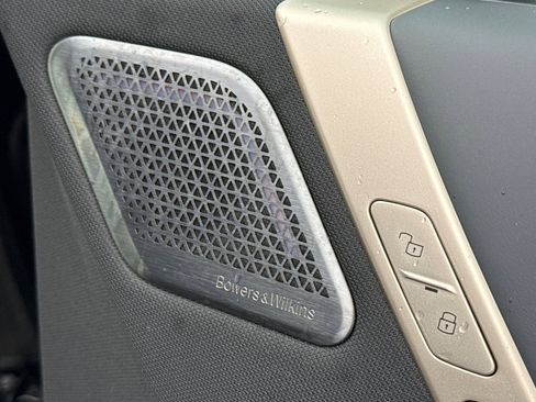 Used 2022 BMW iX xDrive50 w/ Premium Package image 21