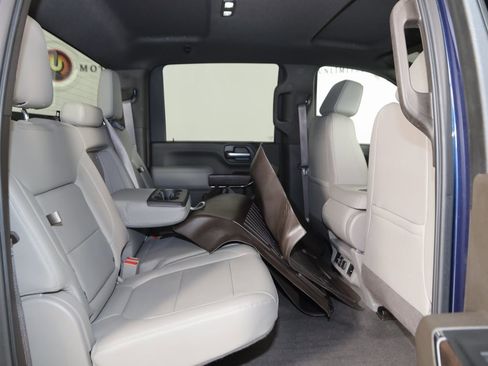 Used 2020 GMC Sierra 3500 SLT w/ Gooseneck/5TH Wheel Package image 12