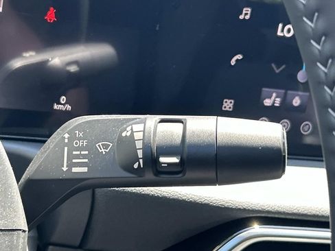 New 2026 Nissan Sentra SV w/ SV Convenience Package FWD image 27