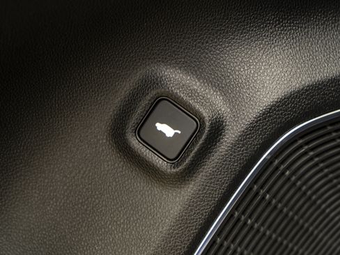 Used 2025 Acura MDX Type S image 40