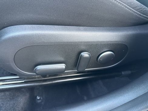 Used 2025 Hyundai Kona SEL image 23