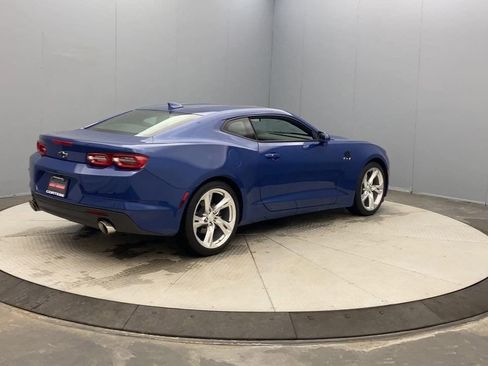 Used 2023 Chevrolet Camaro LT RWD image 5