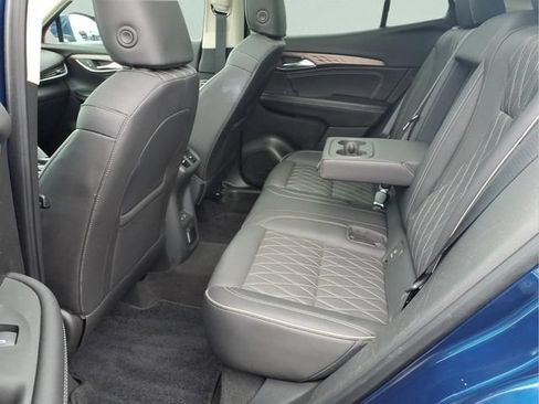 Used 2023 Buick Envision Avenir AWD/4WD image 23