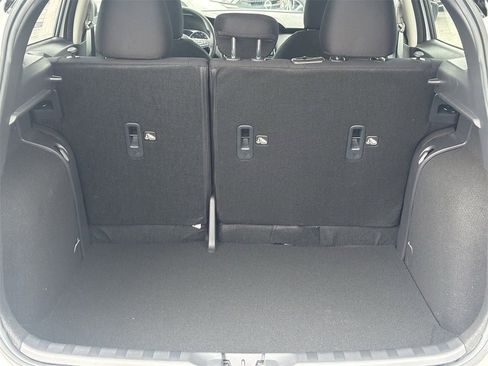 New 2025 Nissan Kicks Play S image 15