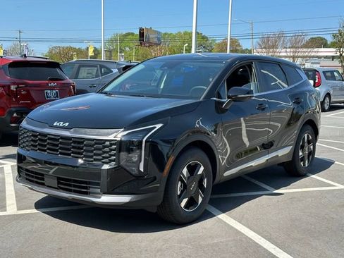 New 2026 Kia Sportage LX FWD image 13