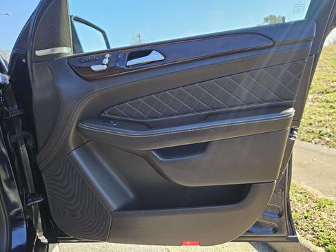 Used 2019 Mercedes-Benz GLS 450 4MATIC image 20