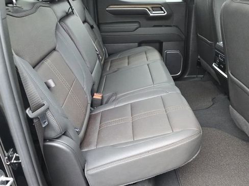 Used 2022 Chevrolet Silverado 1500 High Country image 24