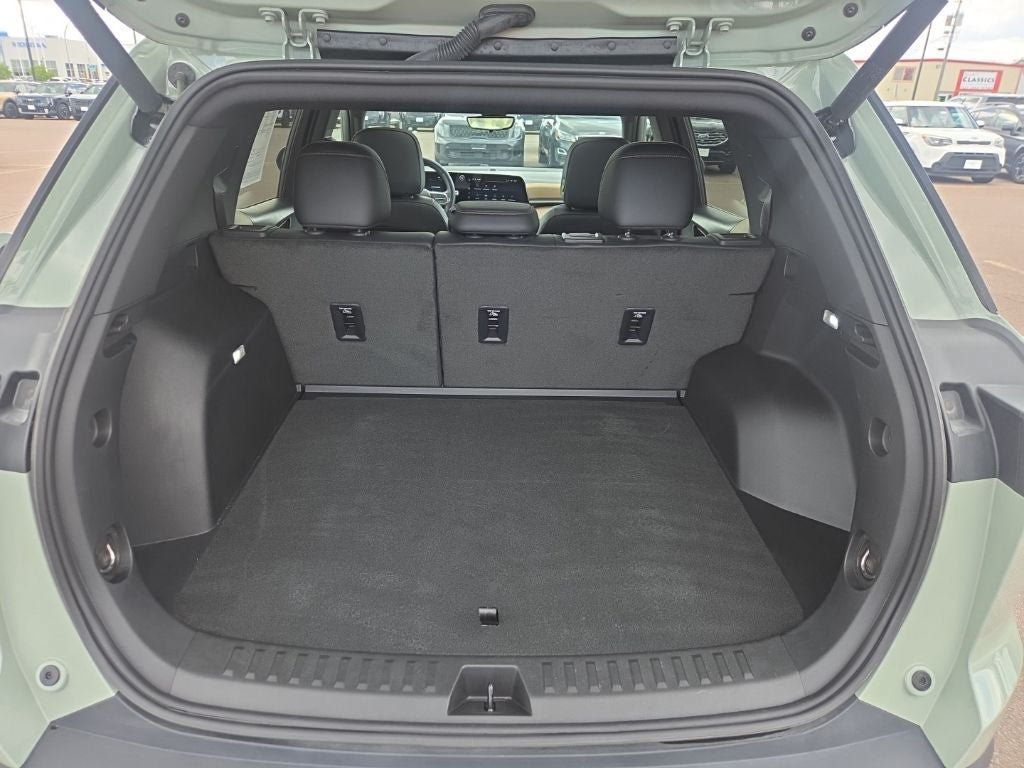 Used 2025 Chevrolet Equinox ACTIV w/ Safety and Technology Package AWD/4WD image 33