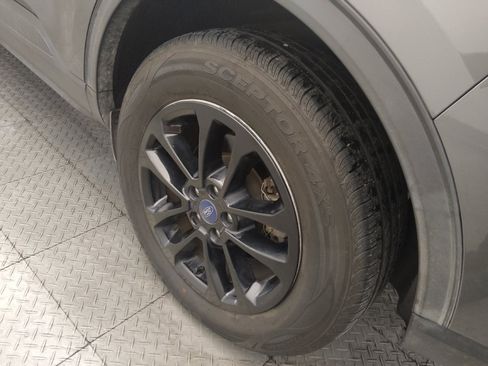 Used 2022 Ford Escape SE FWD image 31