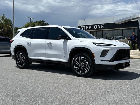 New 2025 Buick Enclave Sport Touring w/ Power Package image 9