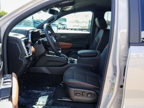 New 2026 GMC Canyon AT4 w/ Nightfall Essentials Package AWD/4WD image 6