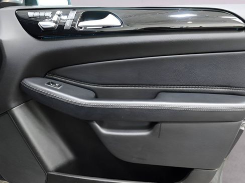 Used 2019 Mercedes-Benz GLS 450 4MATIC w/ Premium 1 Package image 20