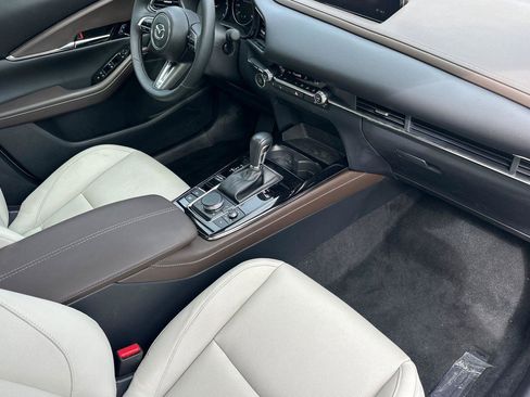 New 2025 MAZDA CX-30 2.5 Turbo w/ Premium Plus Pkg image 15