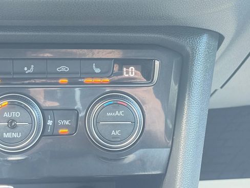 Used 2021 Volkswagen Tiguan SE R-Line AWD/4WD image 25