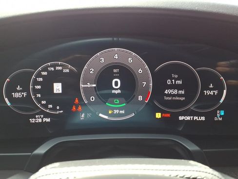 Certified 2025 Porsche 911 Carrera GTS RWD image 26