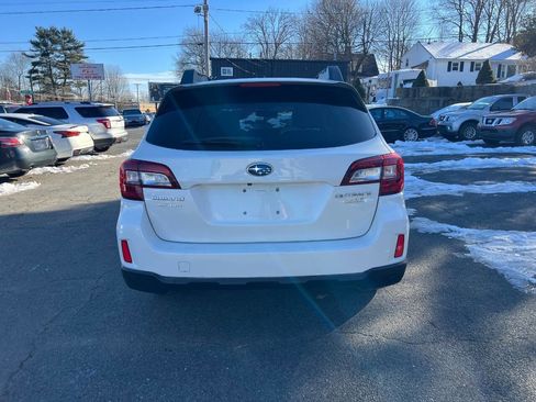 Used 2015 Subaru Outback 2.5i Limited image 5