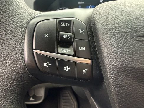 Used 2023 Ford Transit 350 XLT RWD image 22