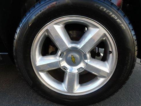 Used 2008 Chevrolet Suburban LTZ w/ LTZ Preferred Equipment Group image 8