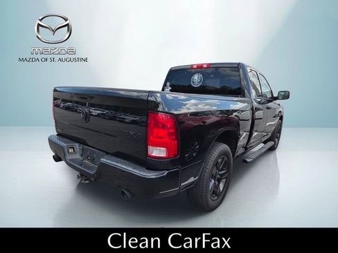 Used 2017 RAM 1500 Express w/ Express Value Package AWD/4WD image 4