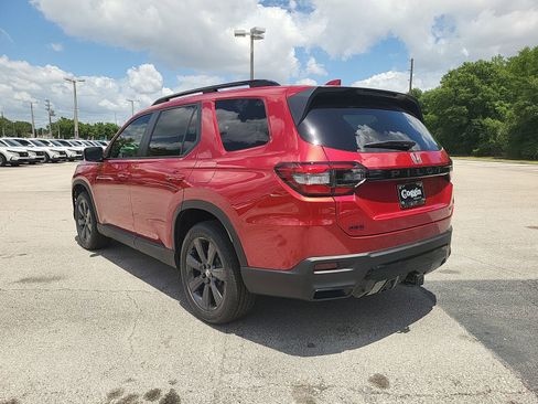 New 2026 Honda Pilot Sport image 4