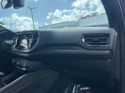 Used 2023 Dodge Durango GT image 22