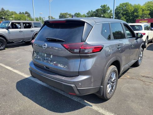 New 2026 Nissan Rogue S image 4