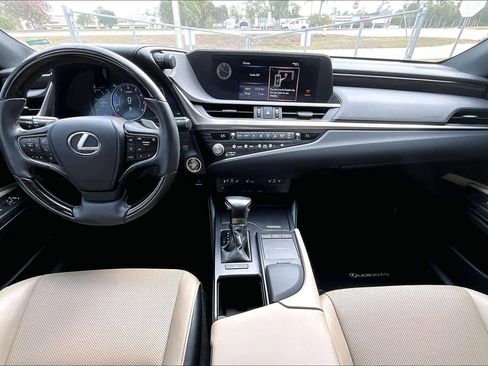 Used 2021 Lexus ES 350 w/ Premium Package image 16