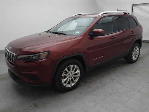 Used 2020 Jeep Cherokee Latitude image 2