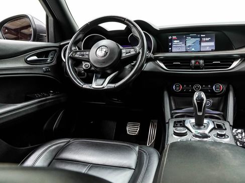 Used 2023 Alfa Romeo Stelvio Ti image 24