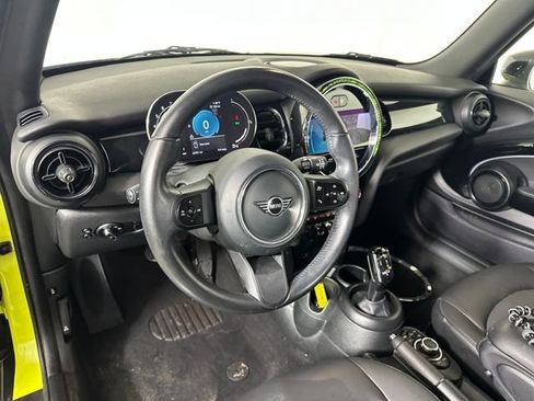 Used 2023 MINI Cooper Classic image 13