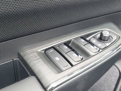 Used 2026 Subaru Outback Limited image 9