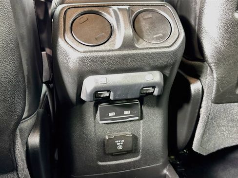 Used 2024 Jeep Wrangler Unlimited Rubicon 4xe AWD/4WD image 27