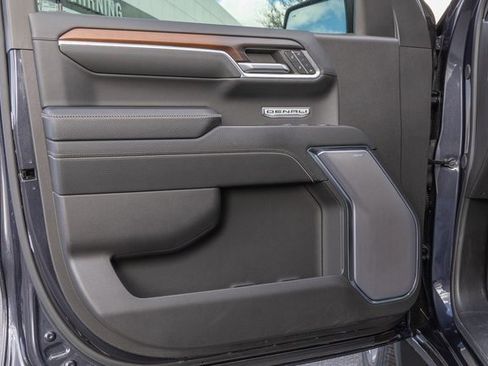 Used 2024 GMC Sierra 1500 Denali w/ Denali Reserve Package image 15