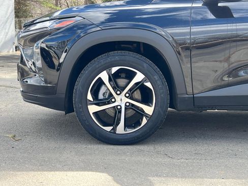 Certified 2024 Chevrolet Trax RS w/ Driver Confidence Package image 11