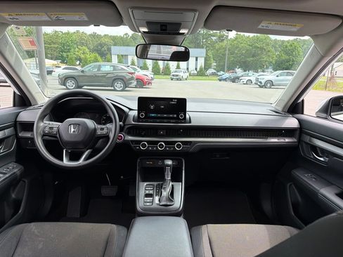 Used 2024 Honda CR-V EX image 8