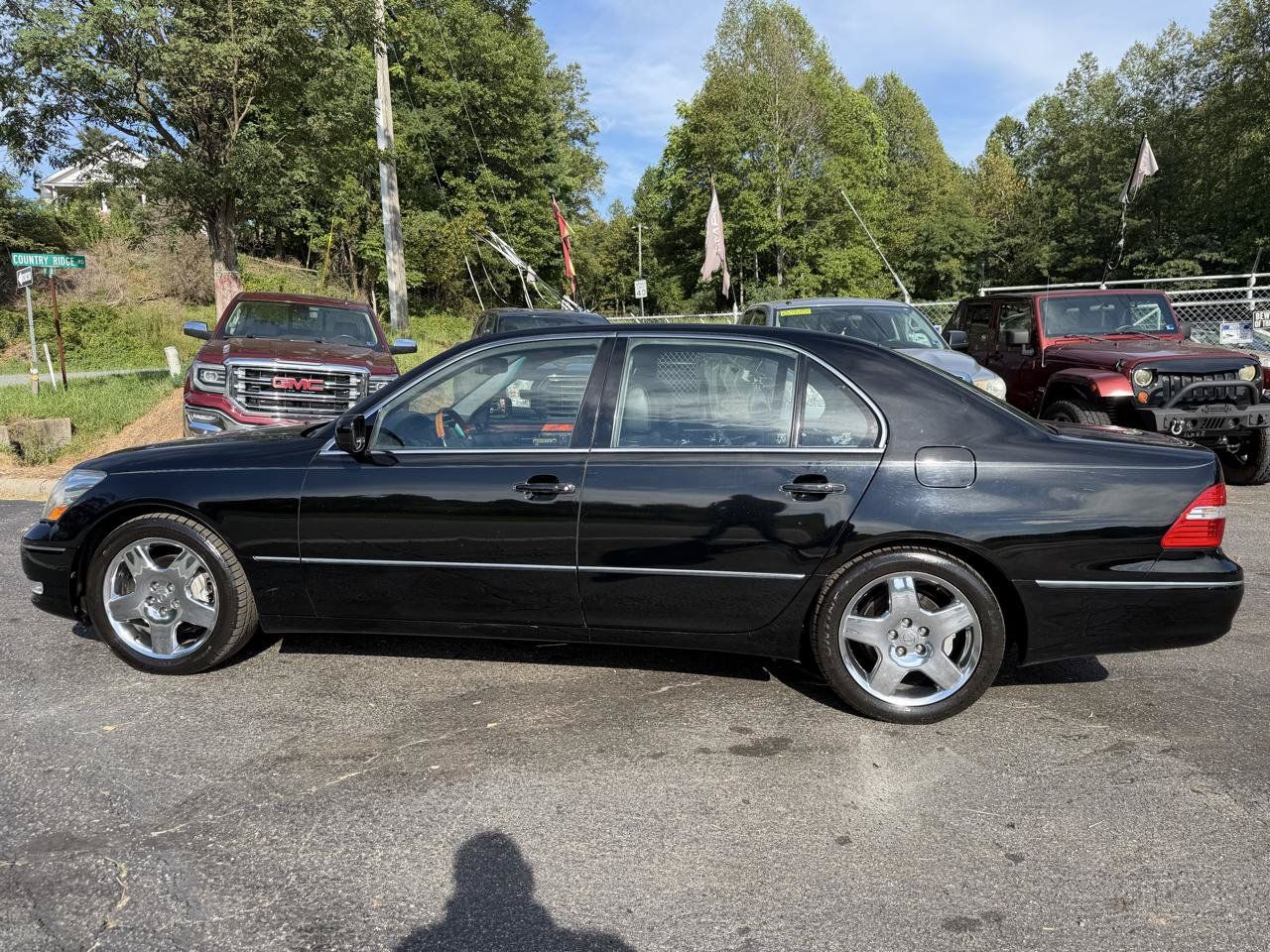 Used 2005 Lexus LS 430 RWD image 3