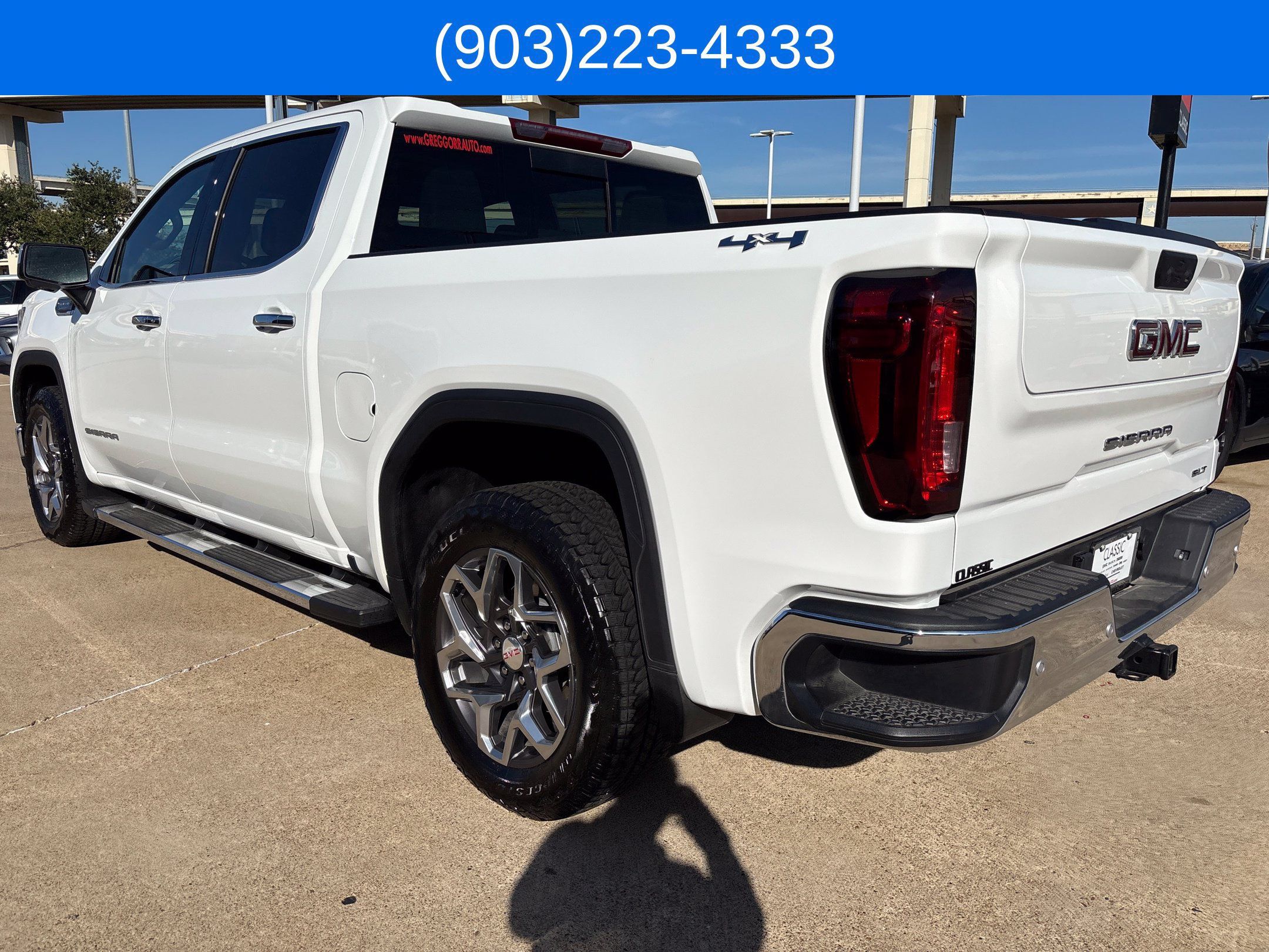 Used 2024 GMC Sierra 1500 SLT w/ SLT Premium Plus Package AWD/4WD image 8