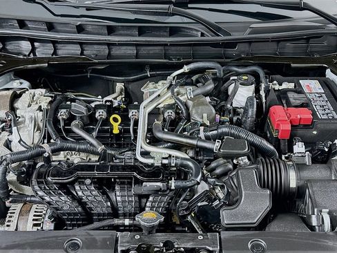 Used 2024 Nissan Altima 2.5 SV image 42