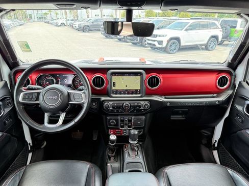 Used 2022 Jeep Wrangler Unlimited Rubicon AWD/4WD image 12
