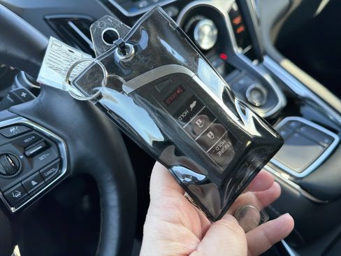 Certified 2025 Acura RDX SH-AWD w/ Advance Package image 35