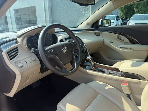 Used 2016 Buick LaCrosse Leather w/ Experience Buick Package FWD image 10