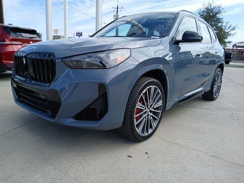 New 2026 BMW X1 xDrive28i w/ Technology Package AWD/4WD image 3