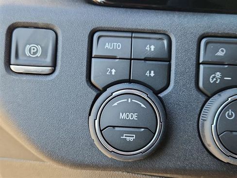 New 2026 Chevrolet Silverado 2500 High Country w/ Technology Package image 19