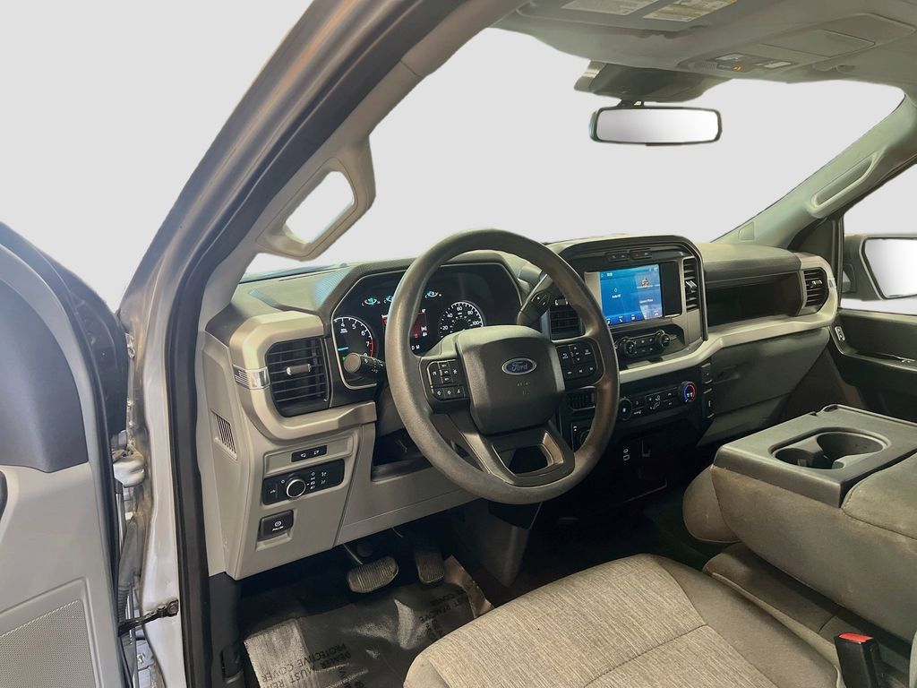 Used 2022 Ford F150 XL w/ Equipment Group 101A High AWD/4WD image 9