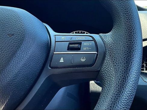 Used 2024 Honda CR-V EX image 12