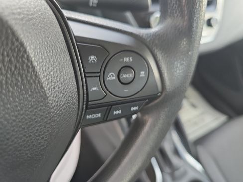 Used 2023 Toyota Corolla LE FWD image 22