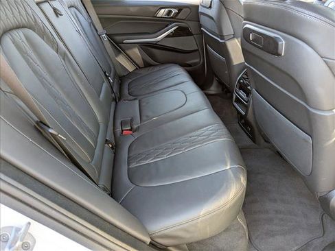 Used 2025 BMW X5 xDrive50e image 20
