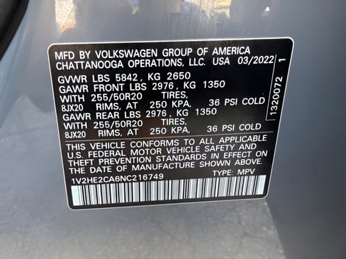 Used 2022 Volkswagen Atlas Cross Sport SE AWD/4WD image 32