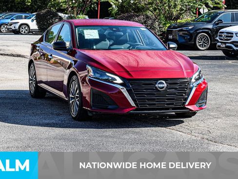 Used 2025 Nissan Altima 2.5 SV FWD image 5