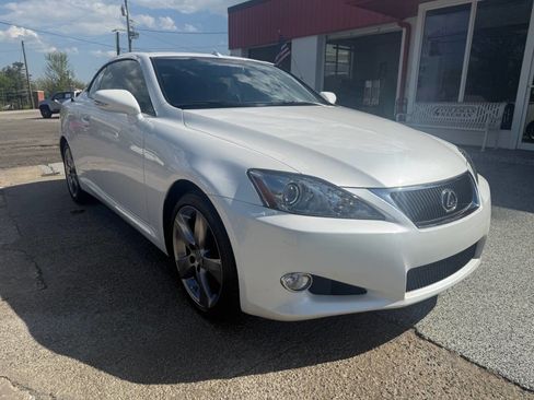 Used 2010 Lexus IS 250C RWD image 15